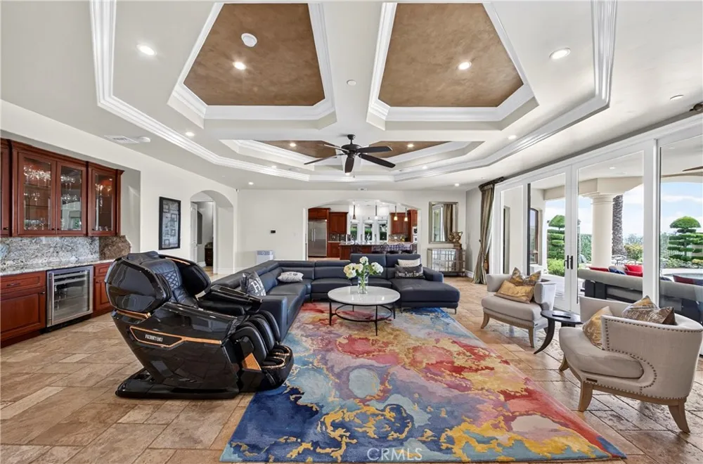2465 Collinas Chino Hills, CA 91709