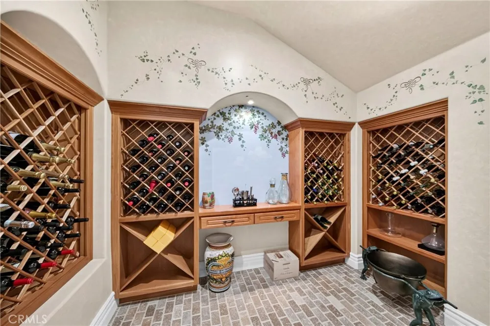 2465 Collinas Chino Hills, CA 91709