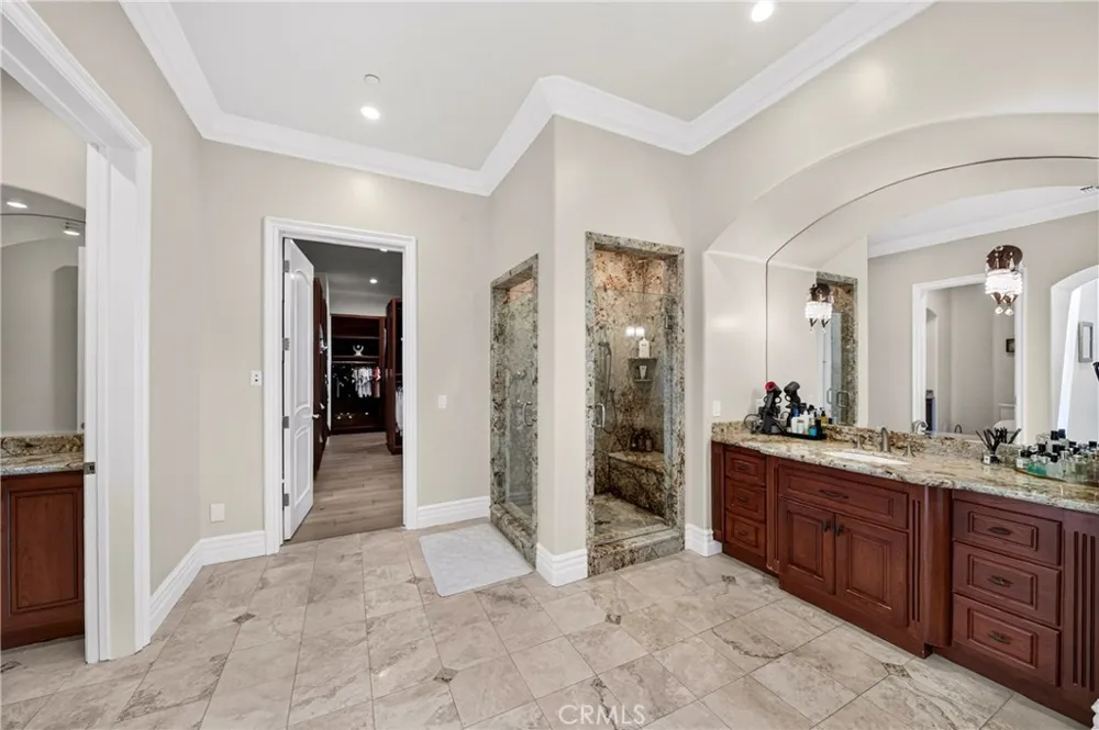 2465 Collinas Chino Hills, CA 91709