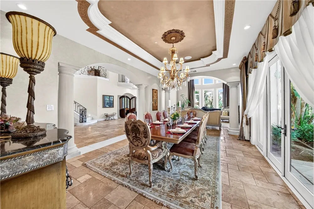 2465 Collinas Chino Hills, CA 91709
