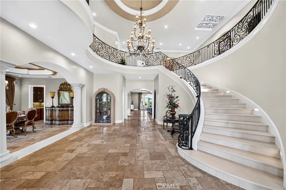 2465 Collinas Chino Hills, CA 91709