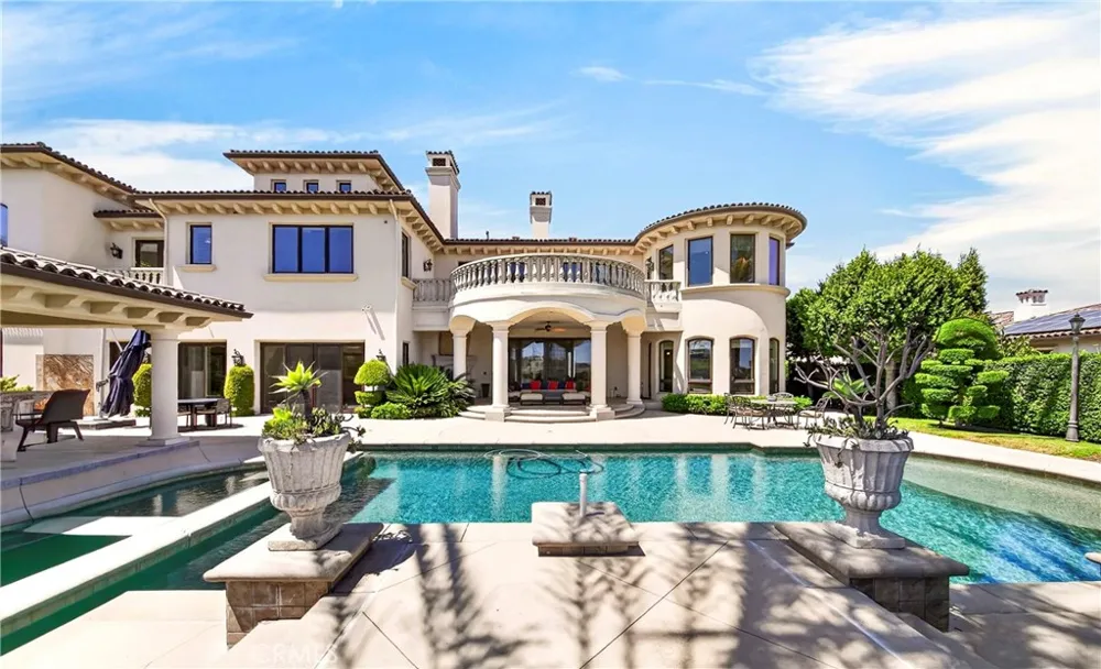 2465 Collinas Chino Hills, CA 91709
