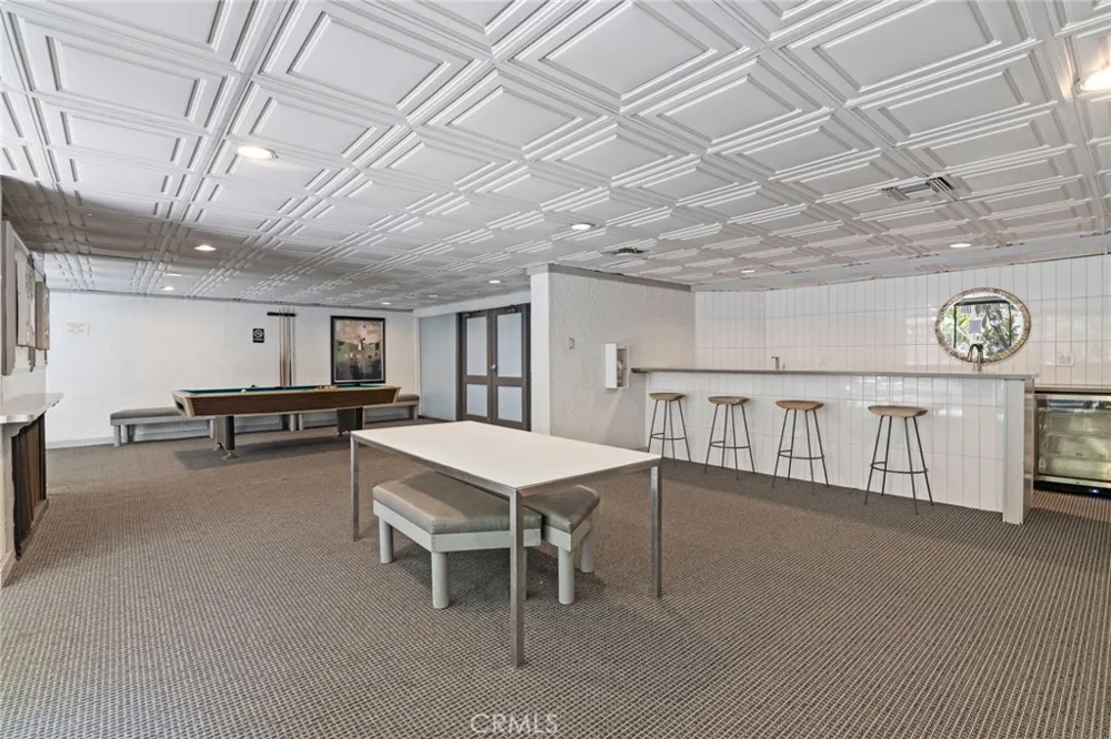 750 Kings Road #111 West Hollywood, CA 90069