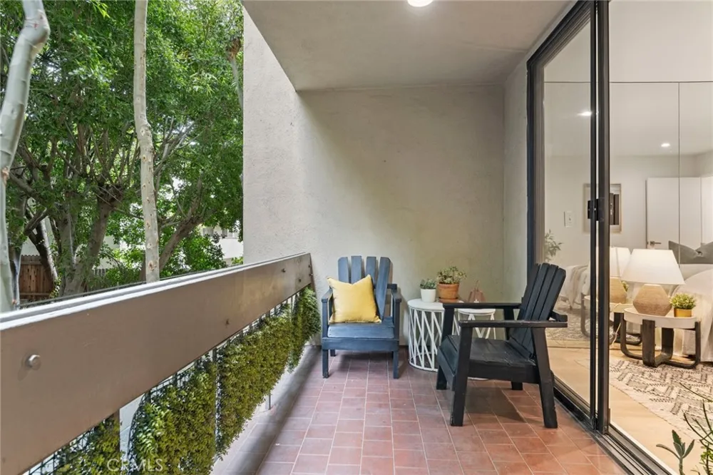 750 Kings Road #111 West Hollywood, CA 90069