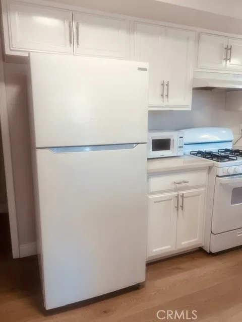 1022 El Camino #C Costa Mesa, CA 92626