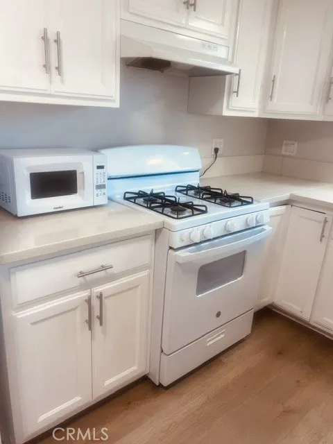 1022 El Camino #C Costa Mesa, CA 92626