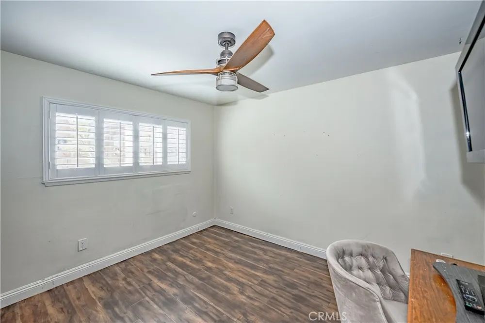 20263 Lakemore Drive Canyon Country, CA 91351