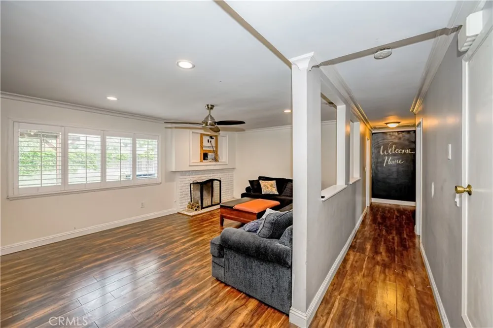 20263 Lakemore Drive Canyon Country, CA 91351
