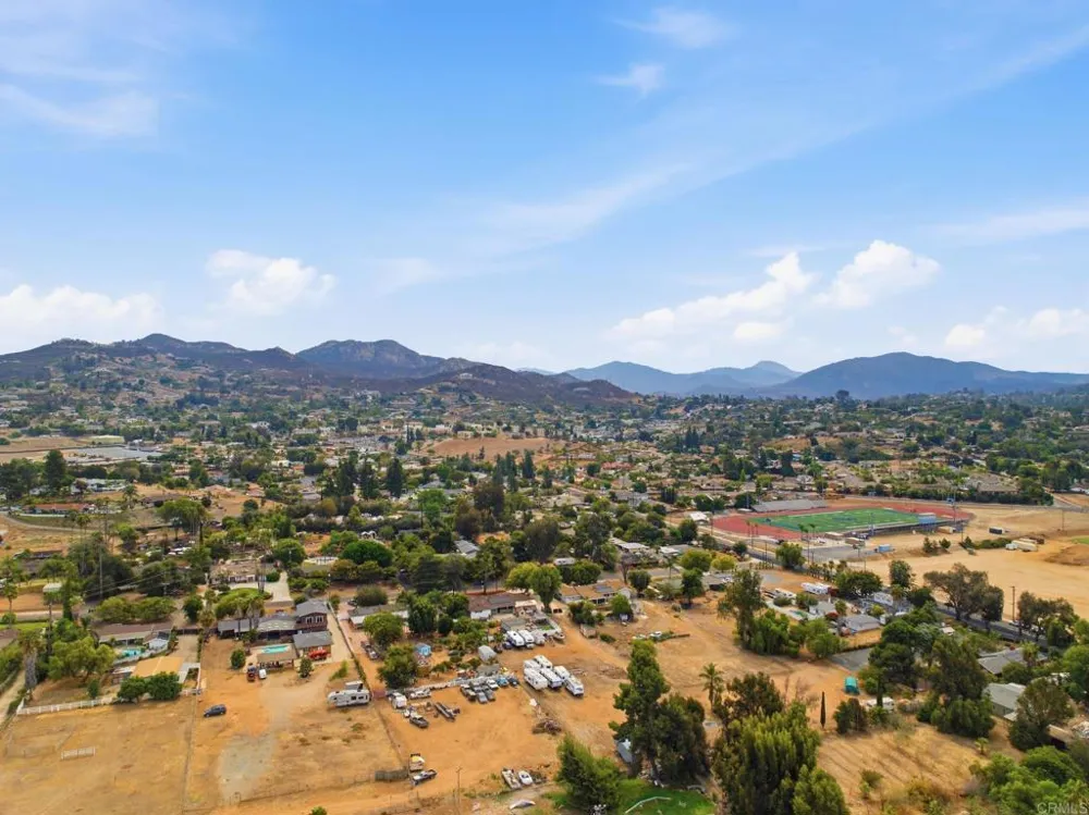 646 El Rancho Dr El Cajon, CA 92019