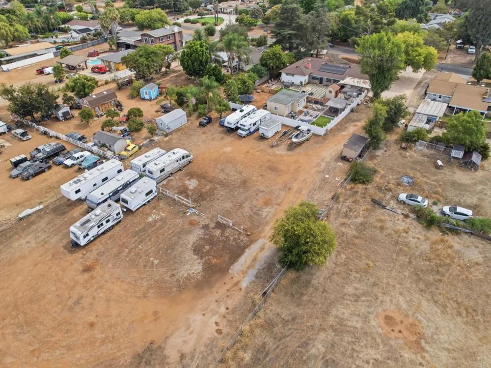 646 El Rancho Dr El Cajon, CA 92019