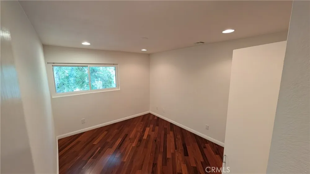 872 Lucile Avenue #A Silver Lake, CA 90026
