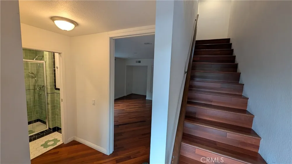 872 Lucile Avenue #A Silver Lake, CA 90026
