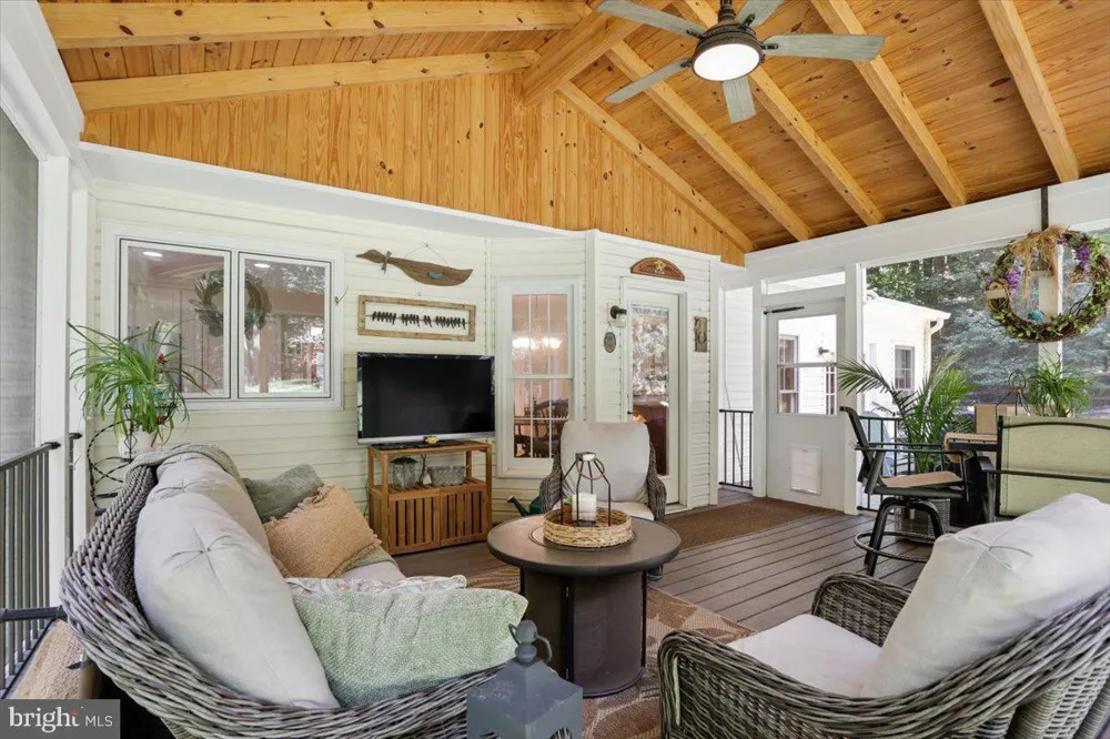 12746 CLAWSON Manassas, VA 20112