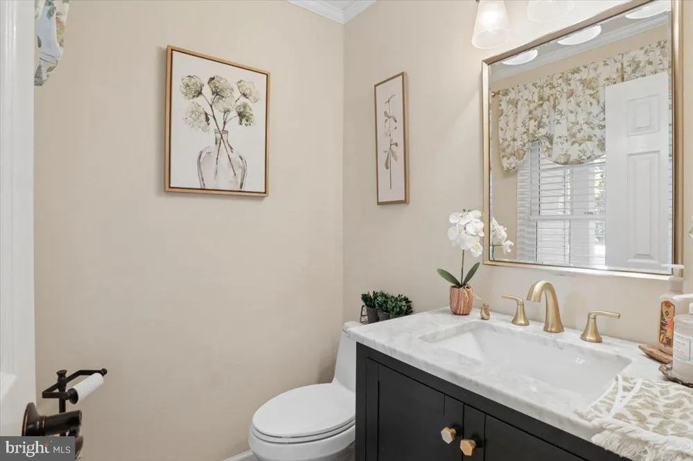 12746 CLAWSON Manassas, VA 20112