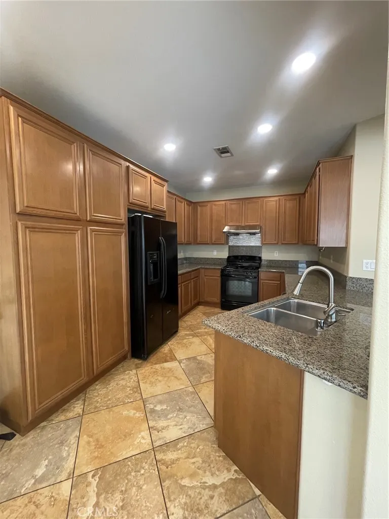 15996 Moonflower Chino, CA 91708