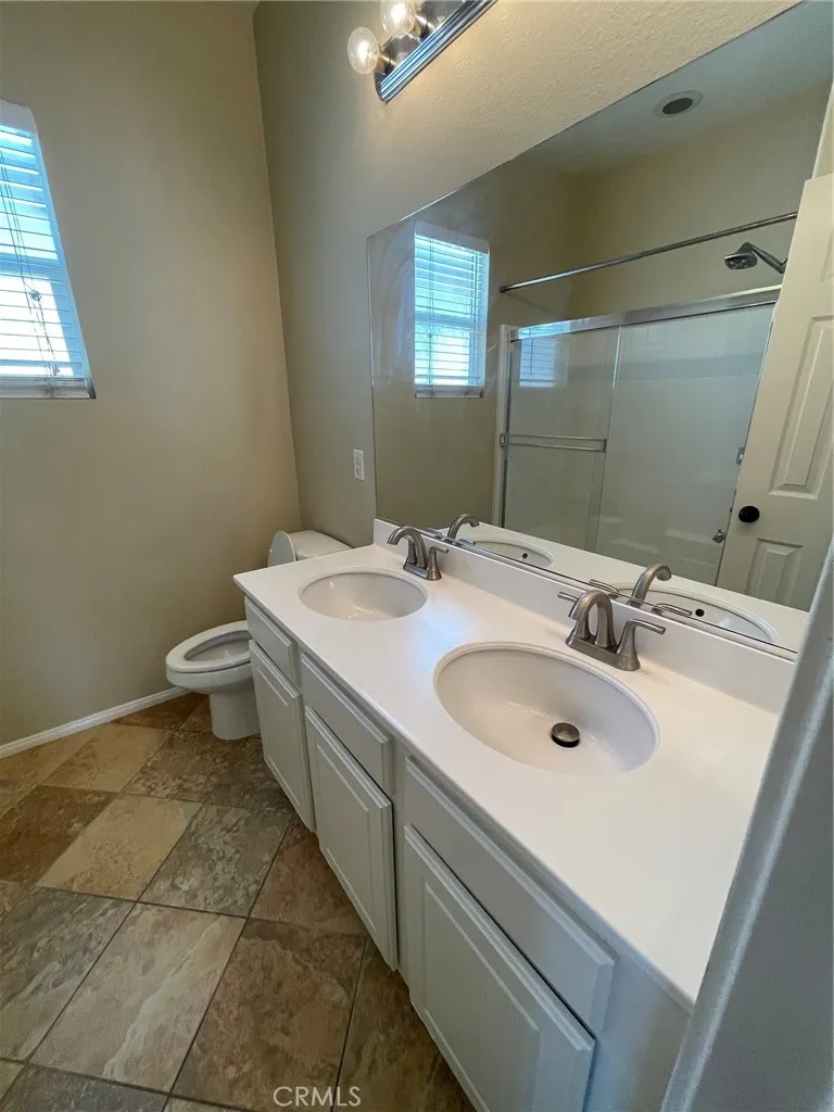 15996 Moonflower Chino, CA 91708