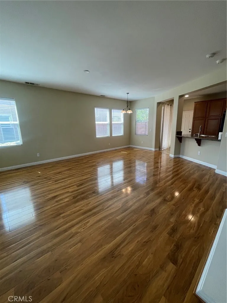 15996 Moonflower Chino, CA 91708