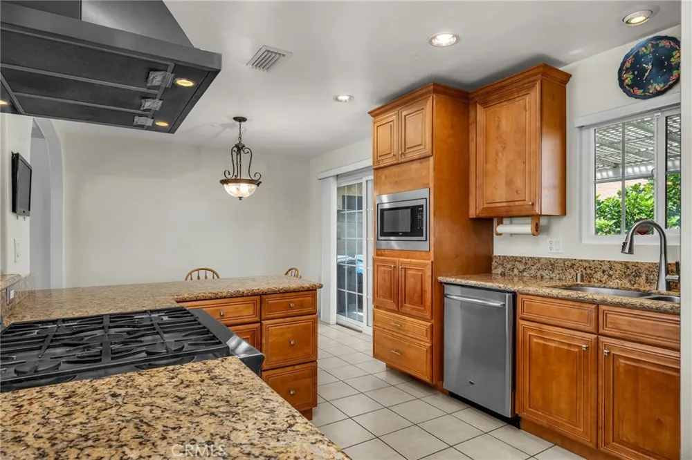 25433 Adamo Avenue Lomita, CA 90717