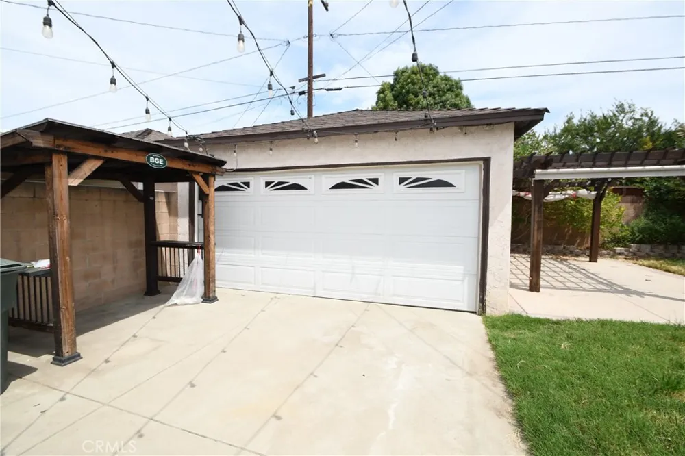 4562 Iroquois Avenue Lakewood, CA 90713