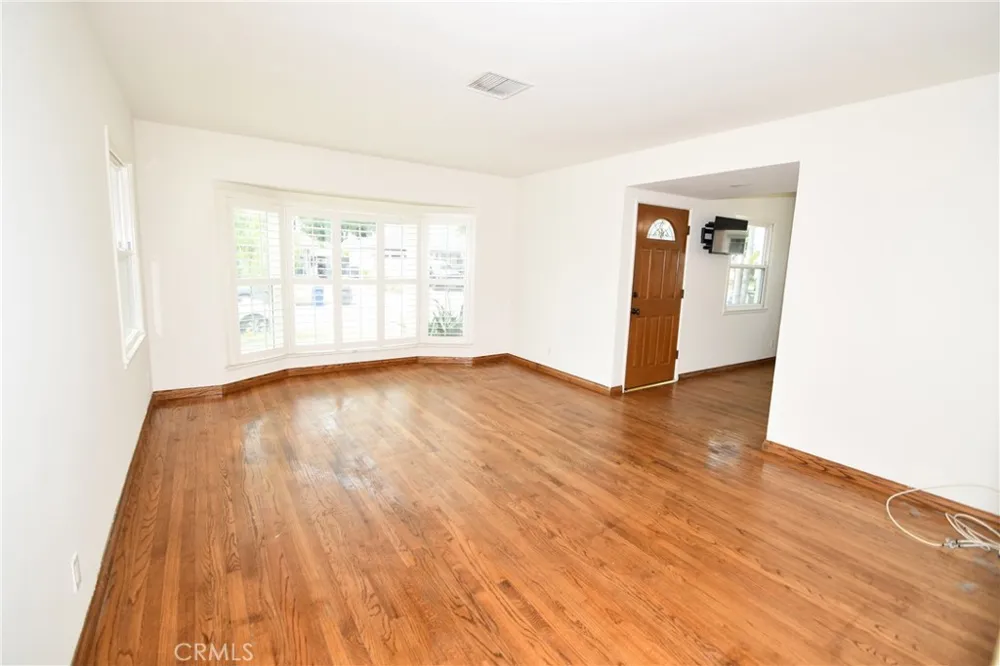 4562 Iroquois Avenue Lakewood, CA 90713
