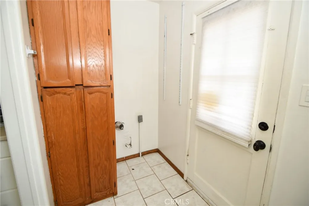 4562 Iroquois Avenue Lakewood, CA 90713