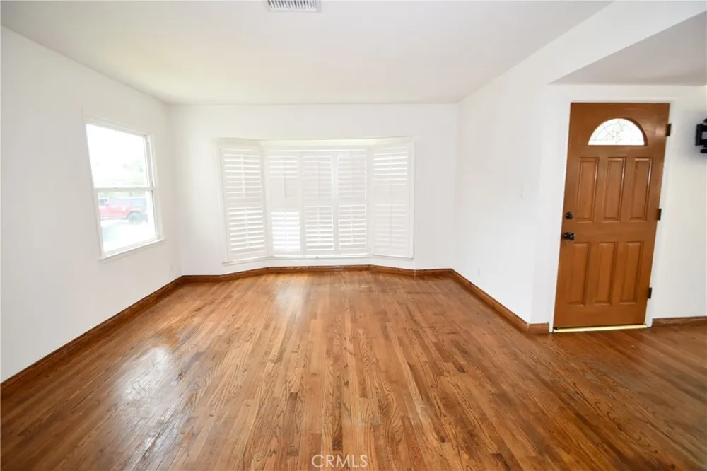 4562 Iroquois Avenue Lakewood, CA 90713