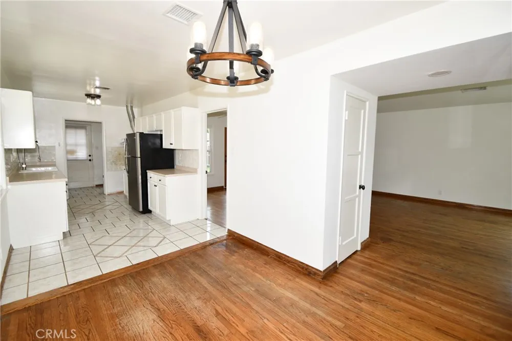 4562 Iroquois Avenue Lakewood, CA 90713