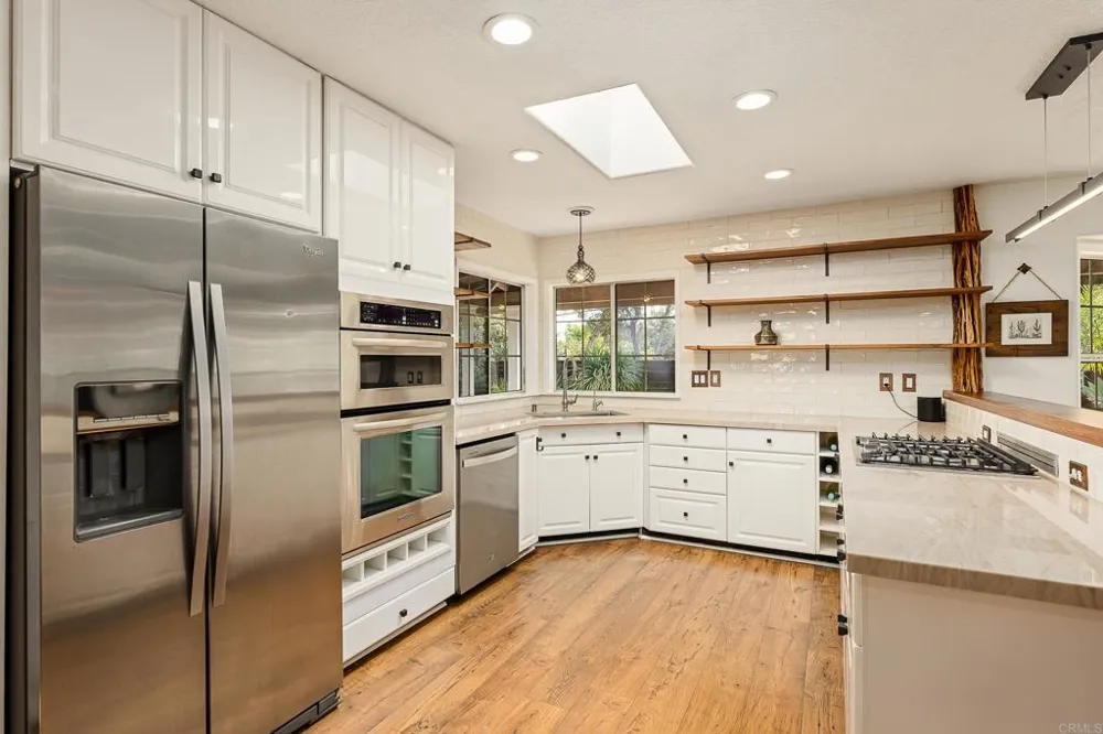 808 Palaro Drive Encinitas, CA 92024