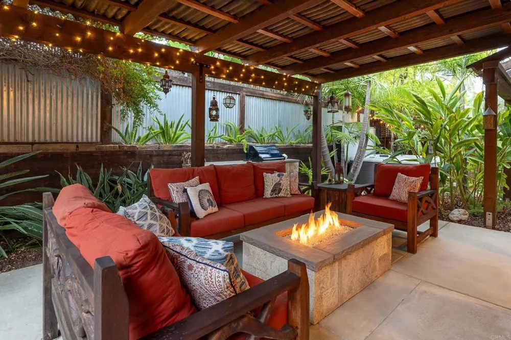808 Palaro Drive Encinitas, CA 92024