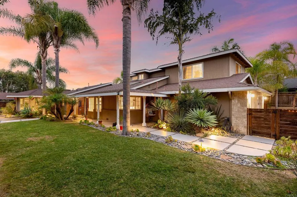 808 Palaro Drive Encinitas, CA 92024
