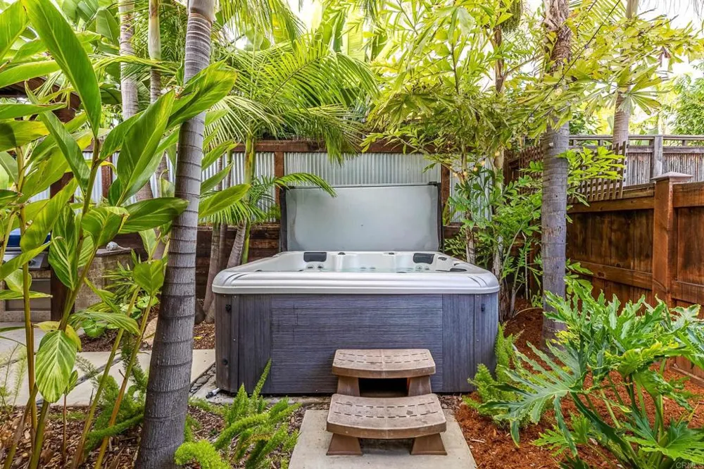 808 Palaro Drive Encinitas, CA 92024