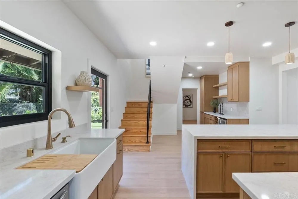 11613 Mcdonald Street Culver City, CA 90230