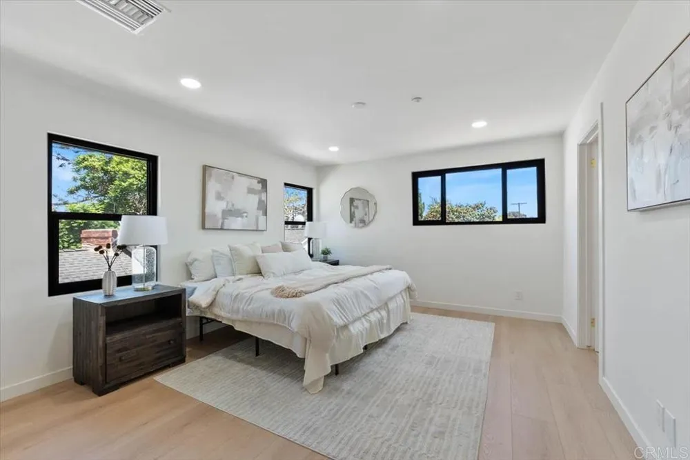 11613 Mcdonald Street Culver City, CA 90230