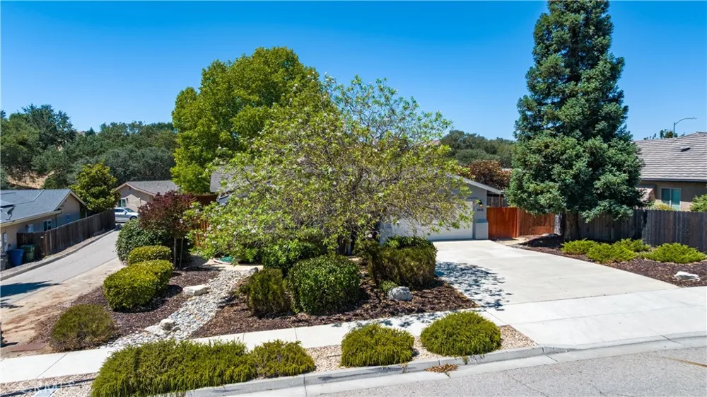 1805 Arciero Way Paso Robles, CA 93446