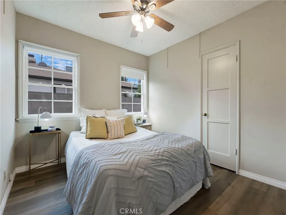 8043 Rhodes North Hollywood, CA 91605