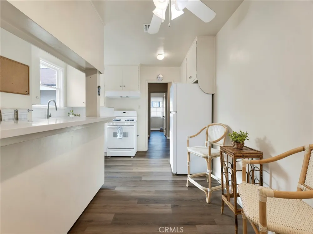 8043 Rhodes North Hollywood, CA 91605