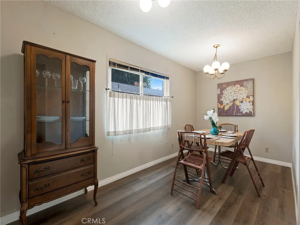 8043 Rhodes North Hollywood, CA 91605