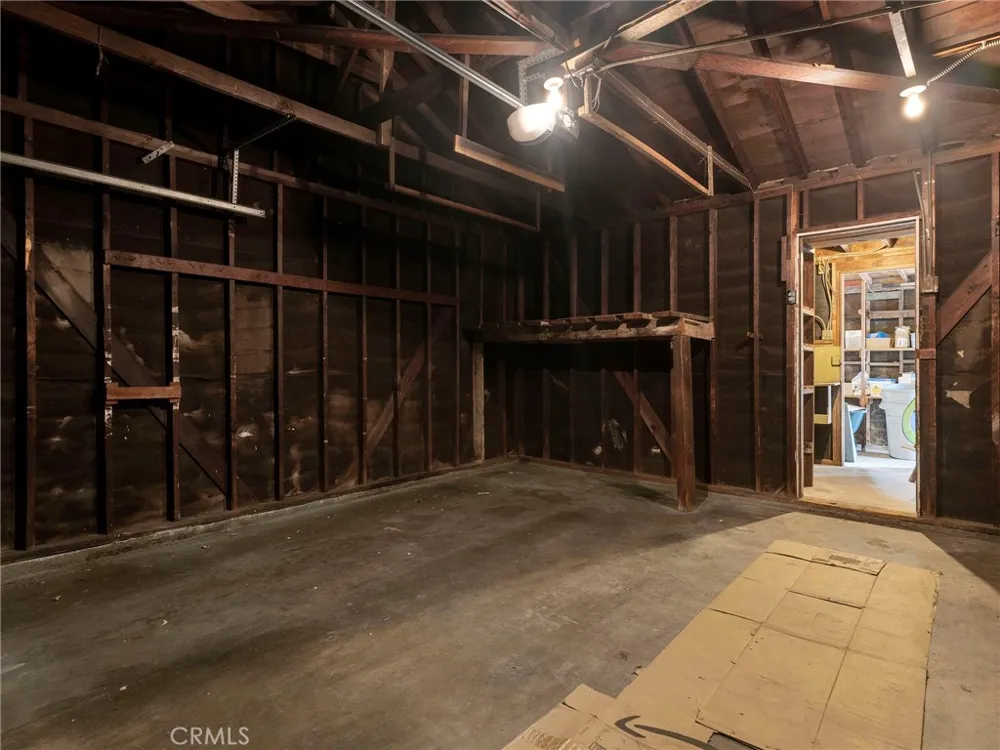 8043 Rhodes North Hollywood, CA 91605