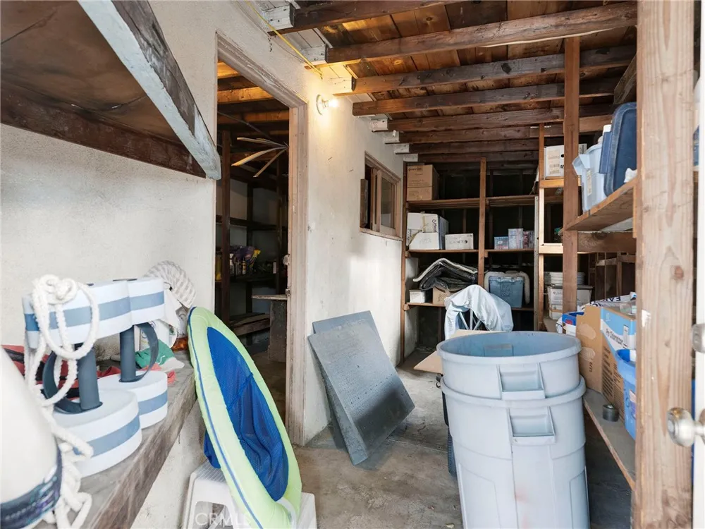 8043 Rhodes North Hollywood, CA 91605
