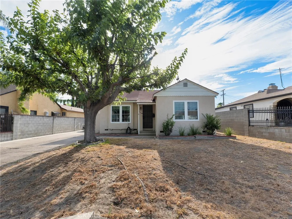 8043 Rhodes North Hollywood, CA 91605
