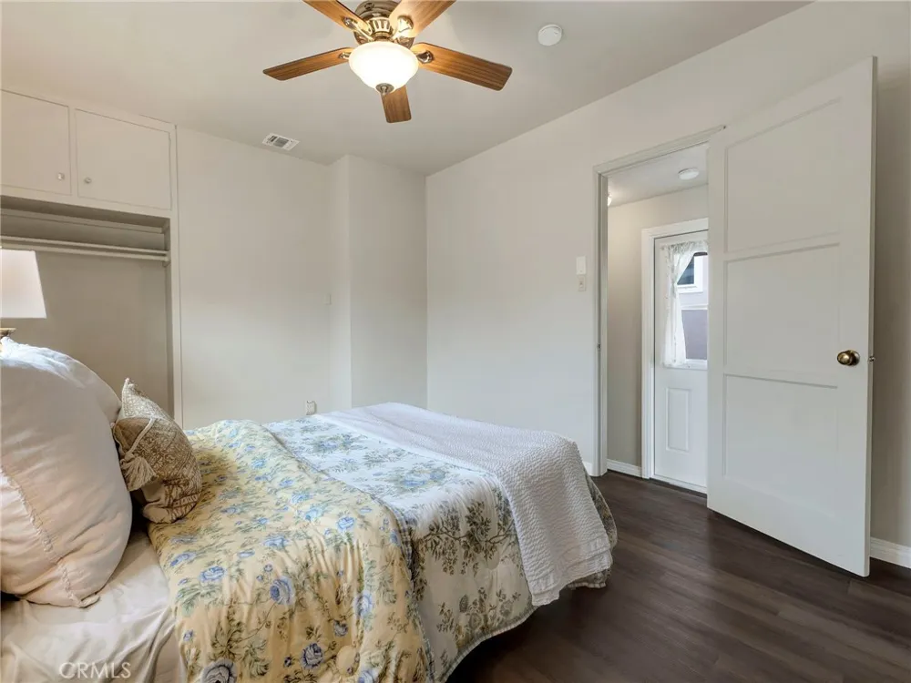 8043 Rhodes North Hollywood, CA 91605