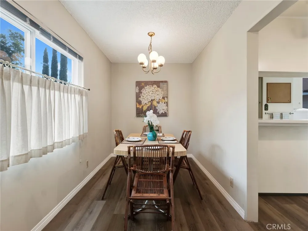 8043 Rhodes North Hollywood, CA 91605