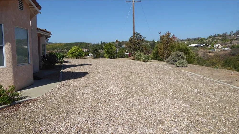 40482 Gavilan Mountain Fallbrook, CA 92028