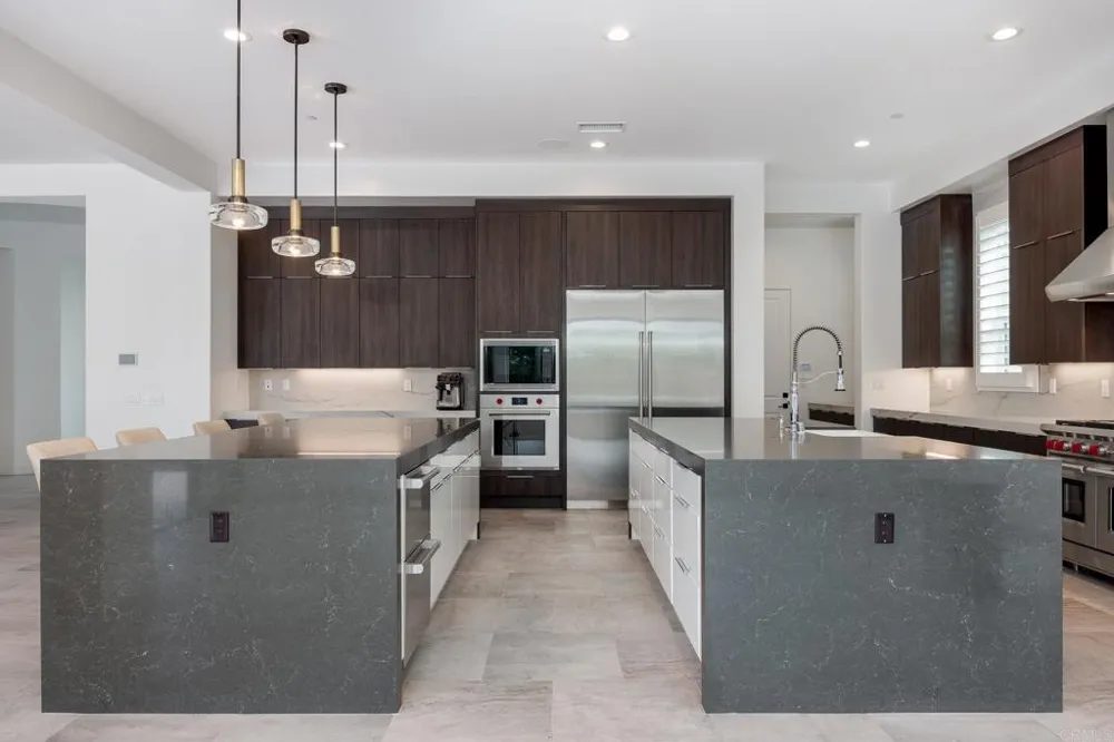 6179 Summit Crest Circle San Diego, CA 92130