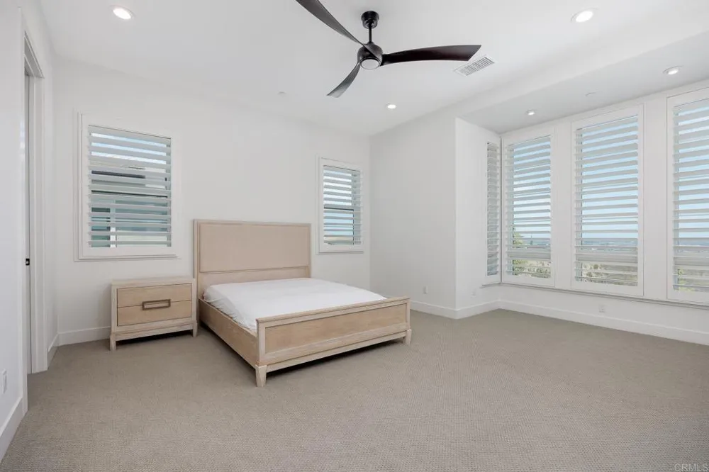 6179 Summit Crest Circle San Diego, CA 92130