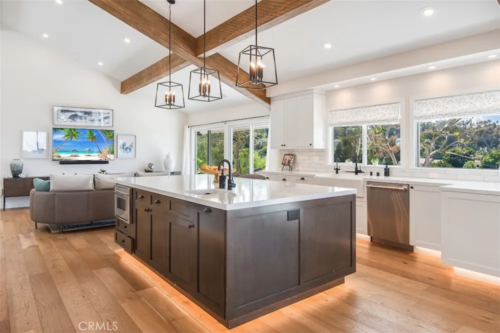 2 El Concho Lane Rolling Hills, CA 90274