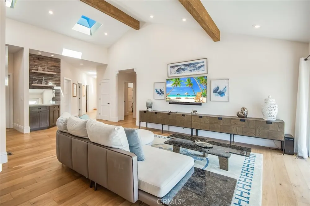 2 El Concho Lane Rolling Hills, CA 90274