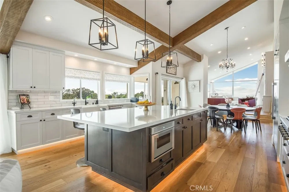 2 El Concho Lane Rolling Hills, CA 90274
