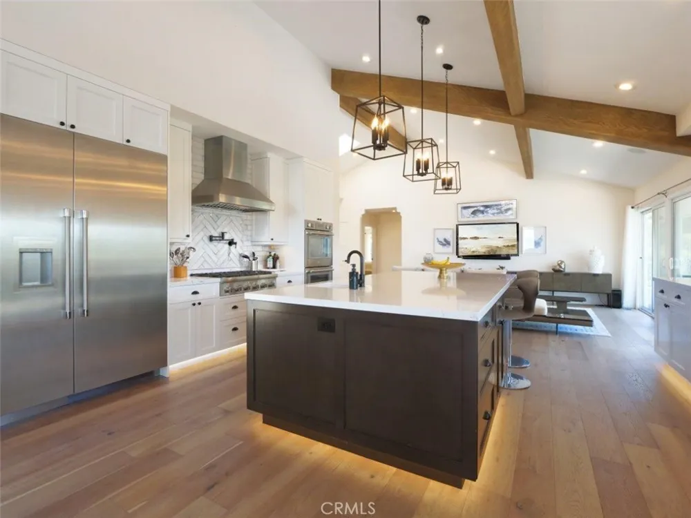 2 El Concho Lane Rolling Hills, CA 90274