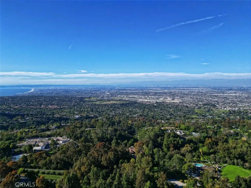 2 El Concho Lane Rolling Hills, CA 90274